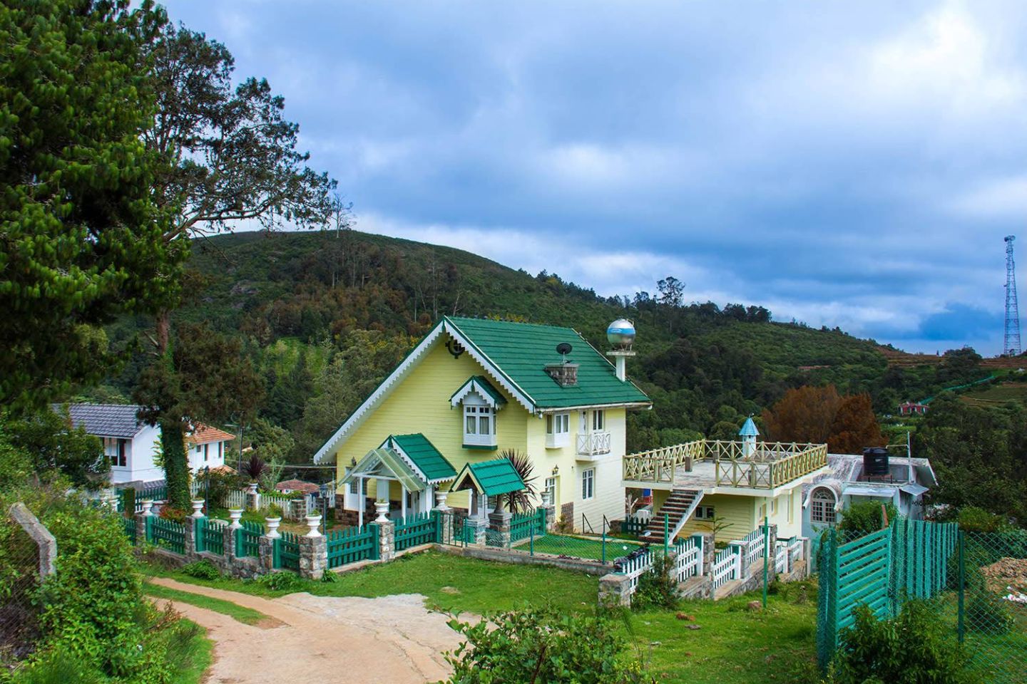Exotic Ooty Honeymoon Package for 3 Nights & 4 Days