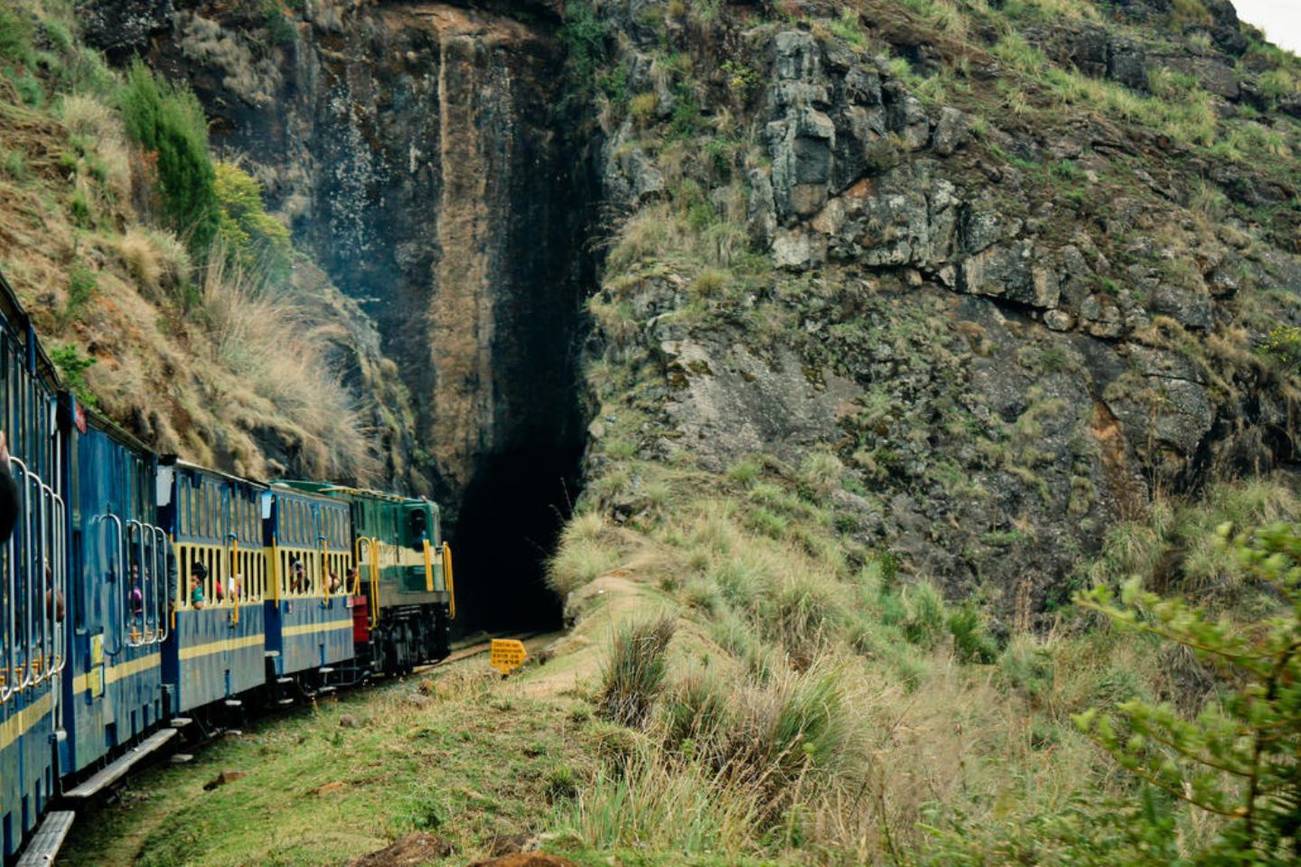 Train No: 56138 (Coonoor - Udagamandalam Passenger)